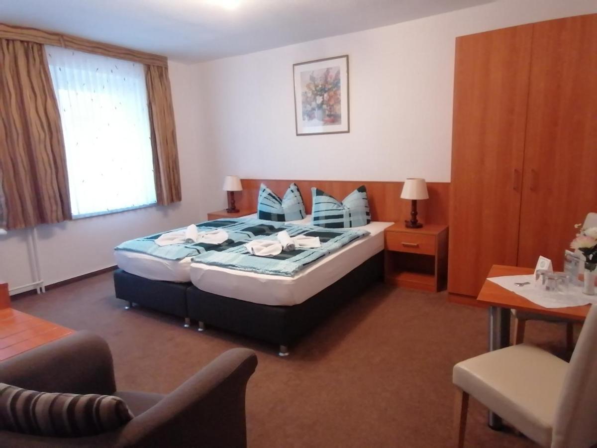 Hotel Garni Zum Goldenen Ring Quedlinburg Εξωτερικό φωτογραφία