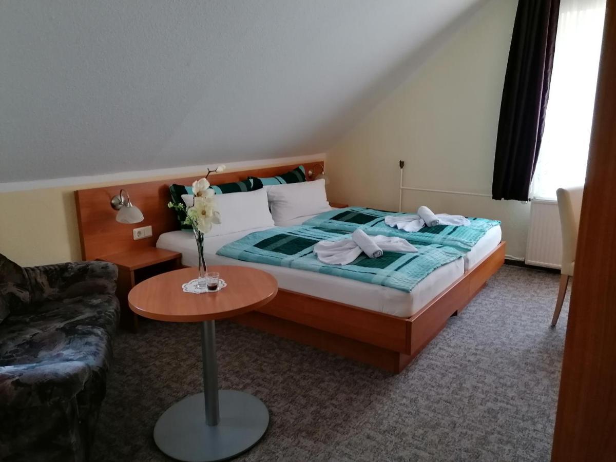 Hotel Garni Zum Goldenen Ring Quedlinburg Εξωτερικό φωτογραφία
