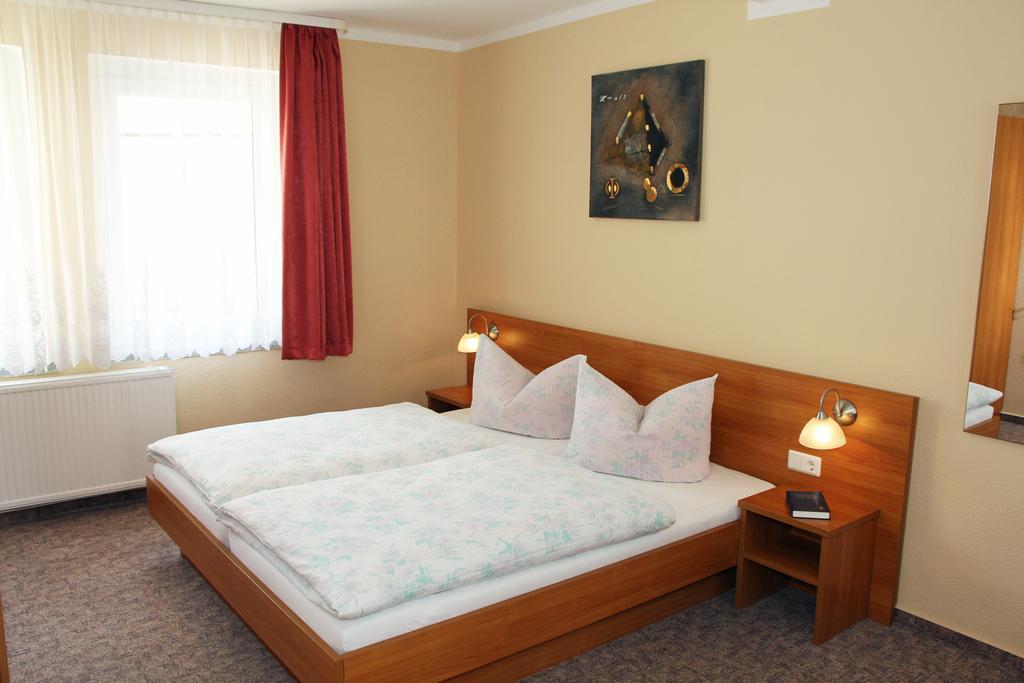 Hotel Garni Zum Goldenen Ring Quedlinburg Εξωτερικό φωτογραφία